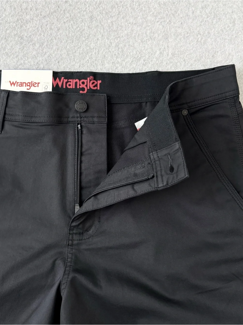 Wrangler Utility Shorts Mens 36 Black Performance Stretch Flex Waistband NWT